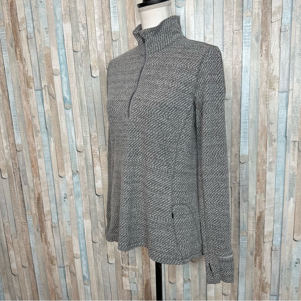 Lululemon 8 10 Gray Outrun 1/2 Half Zip Pullover Top Hazy Heather Rulu Athletic